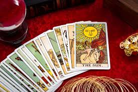 Navigating Life's Challenges: Healing with Tarot Guidance