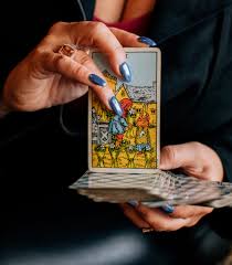 ONE QUESTION TAROT WINTER SPECIAL